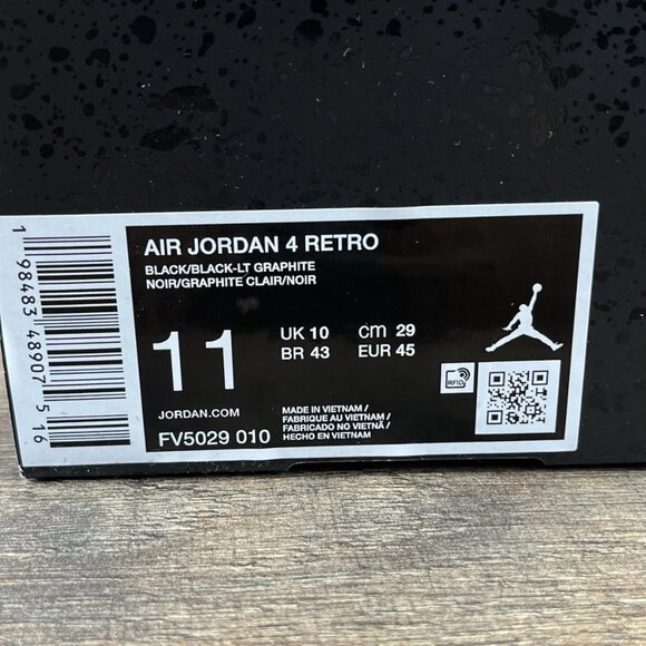 Air Jordan 4 Retro 2025 Black Cat main image 9